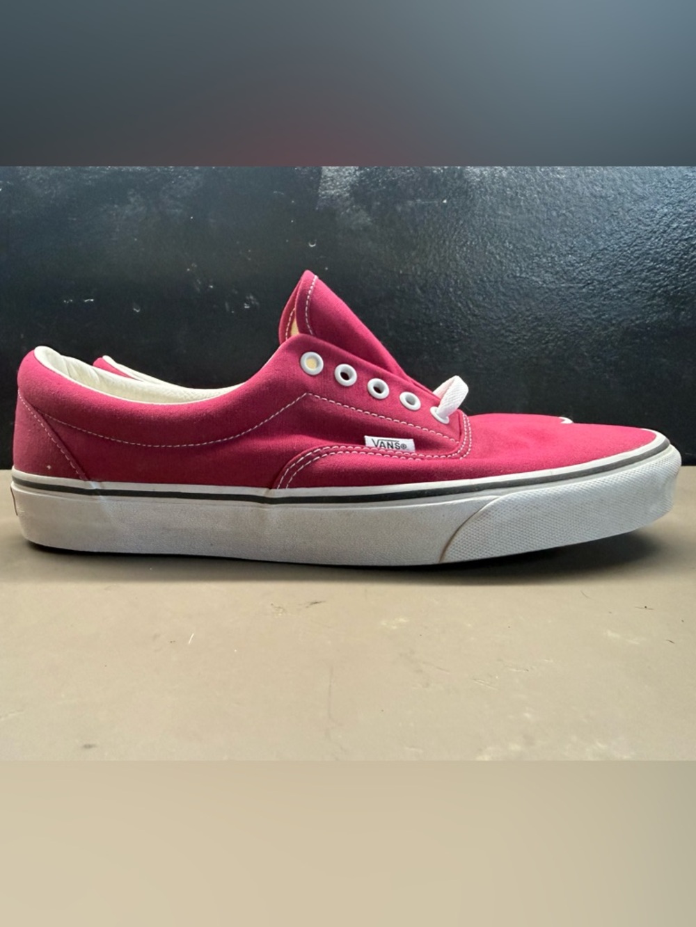 New with Box Men's Vans Era Cerise True White Canvas Sneakers Size Men 11.5.